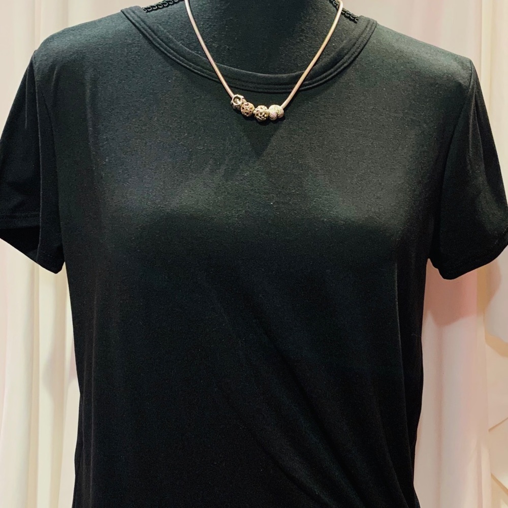 Black Tee